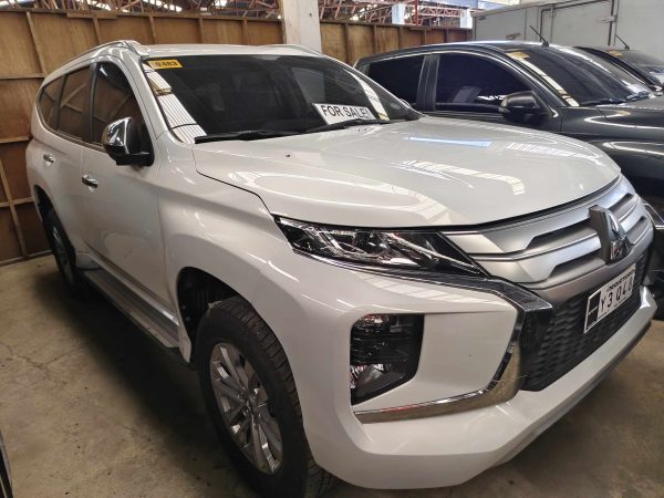 2023 MITSUBISHI MONTERO SPORT GLX 2.4D 2WD MT