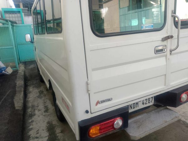 2020 HYUNDAI H100 2.5 W/ DUAL AC FL SHUTTLE VAN MT - Image 3