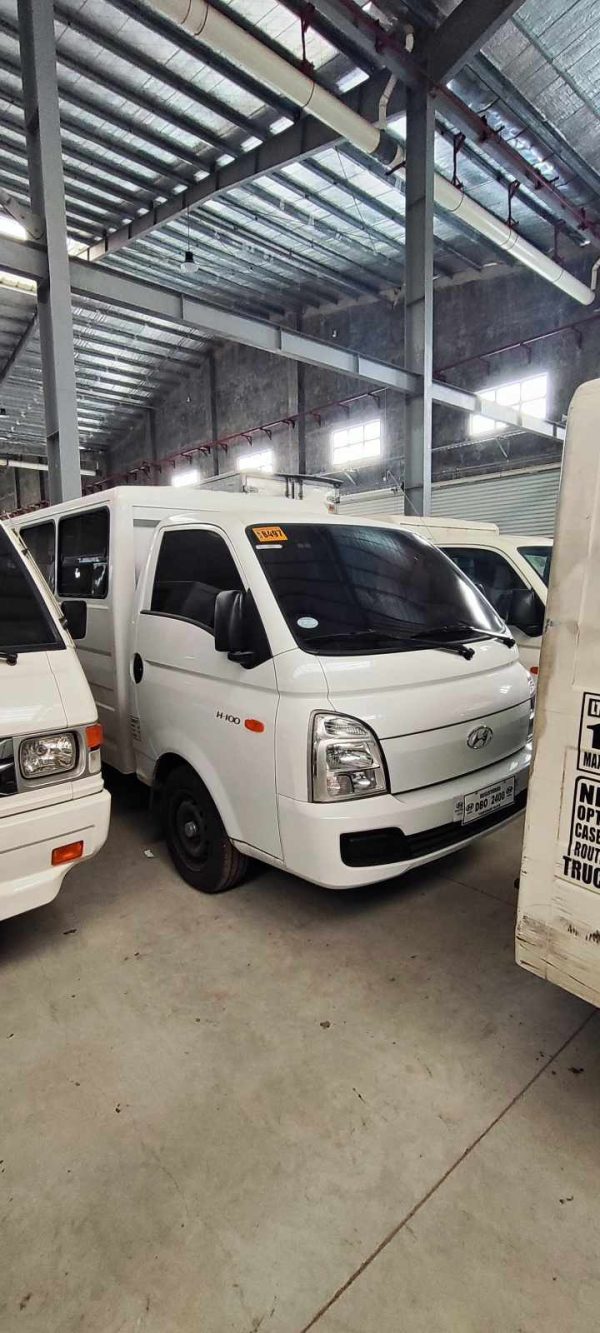 2023 HYUNDAI H100 2.5 CRDI GL 6MT W/ DUAL AC - Image 3