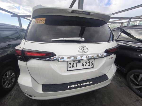 2020 TOYOTA FORTUNER 4X2 V DSL AT WP 8X 013 - Image 3