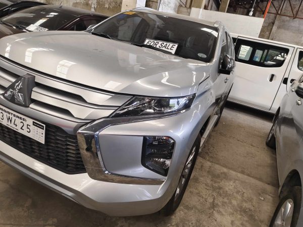 2023 MITSUBISHI MONTERO SPORT GLX 2.4D 2WD MT