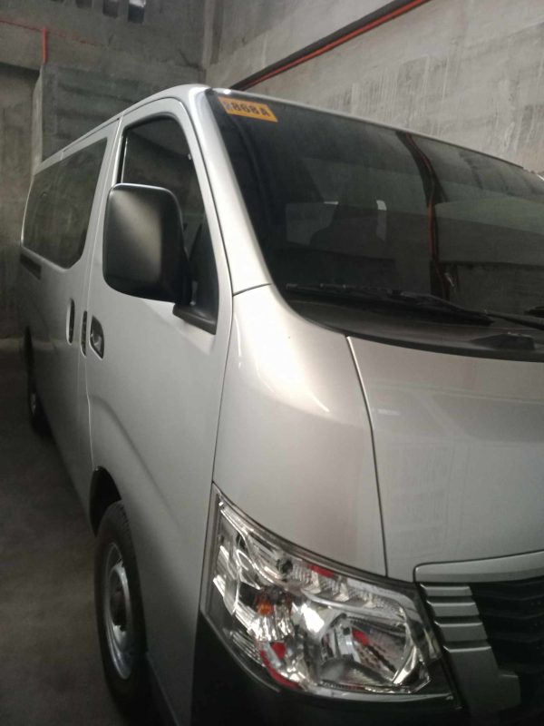 2024 NISSAN URVAN 2.5 STANDARD 15-SEATER MT