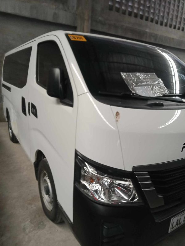 2023 NISSAN URVAN 2.5 STANDARD 15 SEATER MT