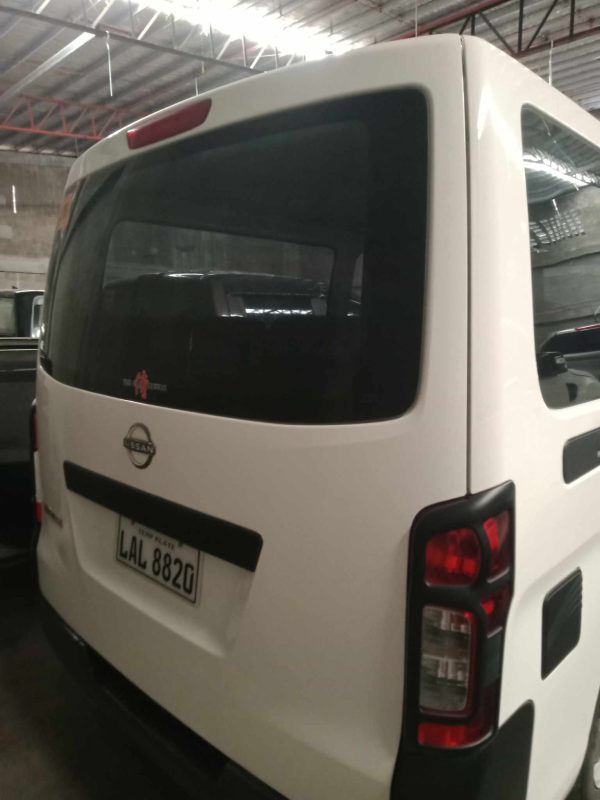 2023 NISSAN URVAN 2.5 STANDARD 15 SEATER MT - Image 2