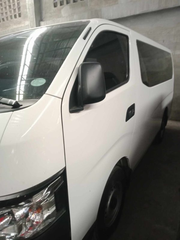 2023 NISSAN URVAN 2.5 STANDARD 15 SEATER MT - Image 3